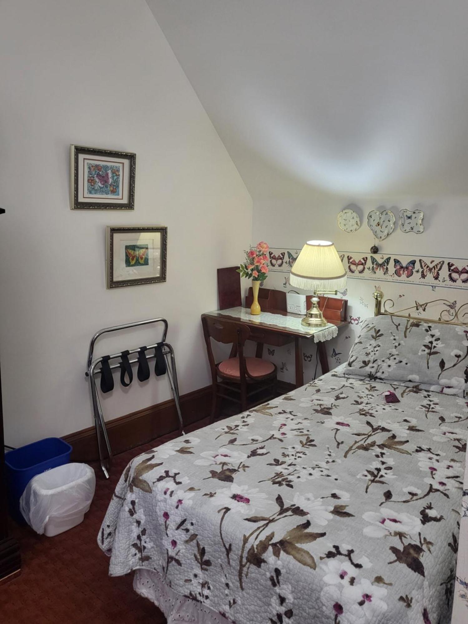 Cranberry Cove Inn ルイスバーグ エクステリア 写真